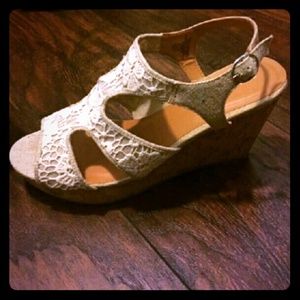 Brand new Maurices sandals